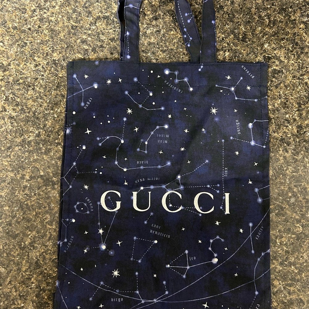 Gucci shopping bag